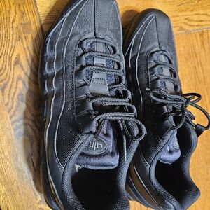 Nike Airmax 95 Men's Size 12 Black Sneakers